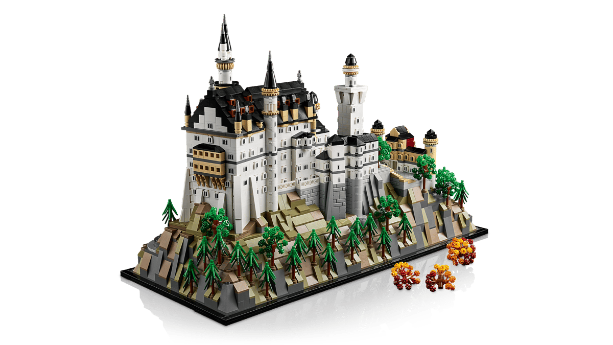 LEGO Architecture Sets - Neuschwanstein Castle #21063