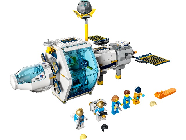 LEGO® Moon Space Station