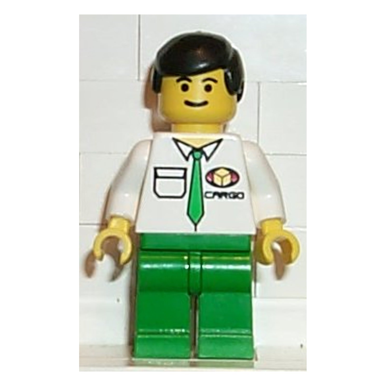 LEGO Minifigur Cargo - White Shirt, Green Legs, Black Male Hair (car001) – neu